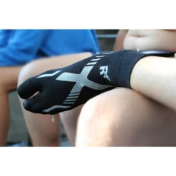 Zwemsokken 1 Vinger Voor Volwassenen Zwembad Zwart Zilver -Goedkope SchoenStijl Winkel zwemsokken 1 vinger voor volwassenen zwembad zwart zilver 4